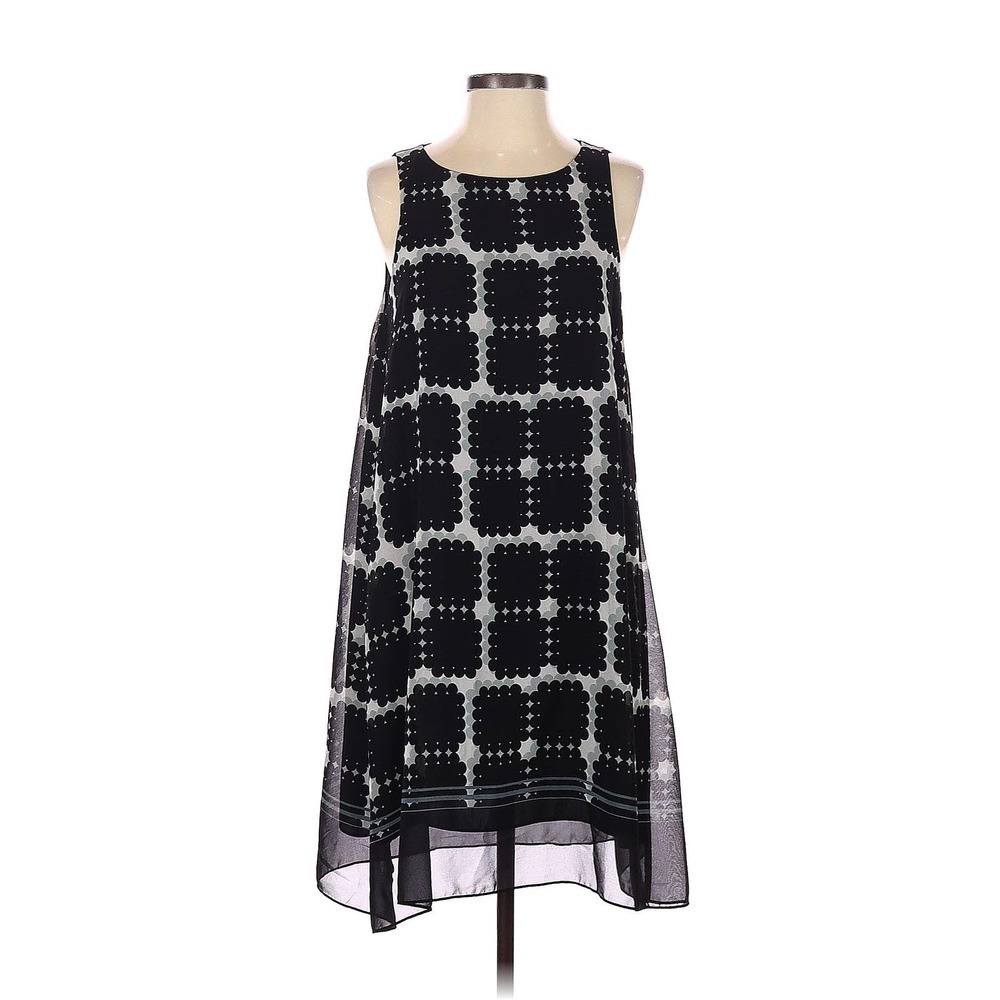 MAX STUDIO BLACK AND WHITE SLEEVELESS SWING STYLE DRESS - Picture 2 of 10